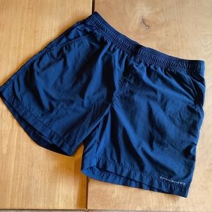 Girl’s Columbia PFG Omni-Shade shorts, Navy, size L (14/16)